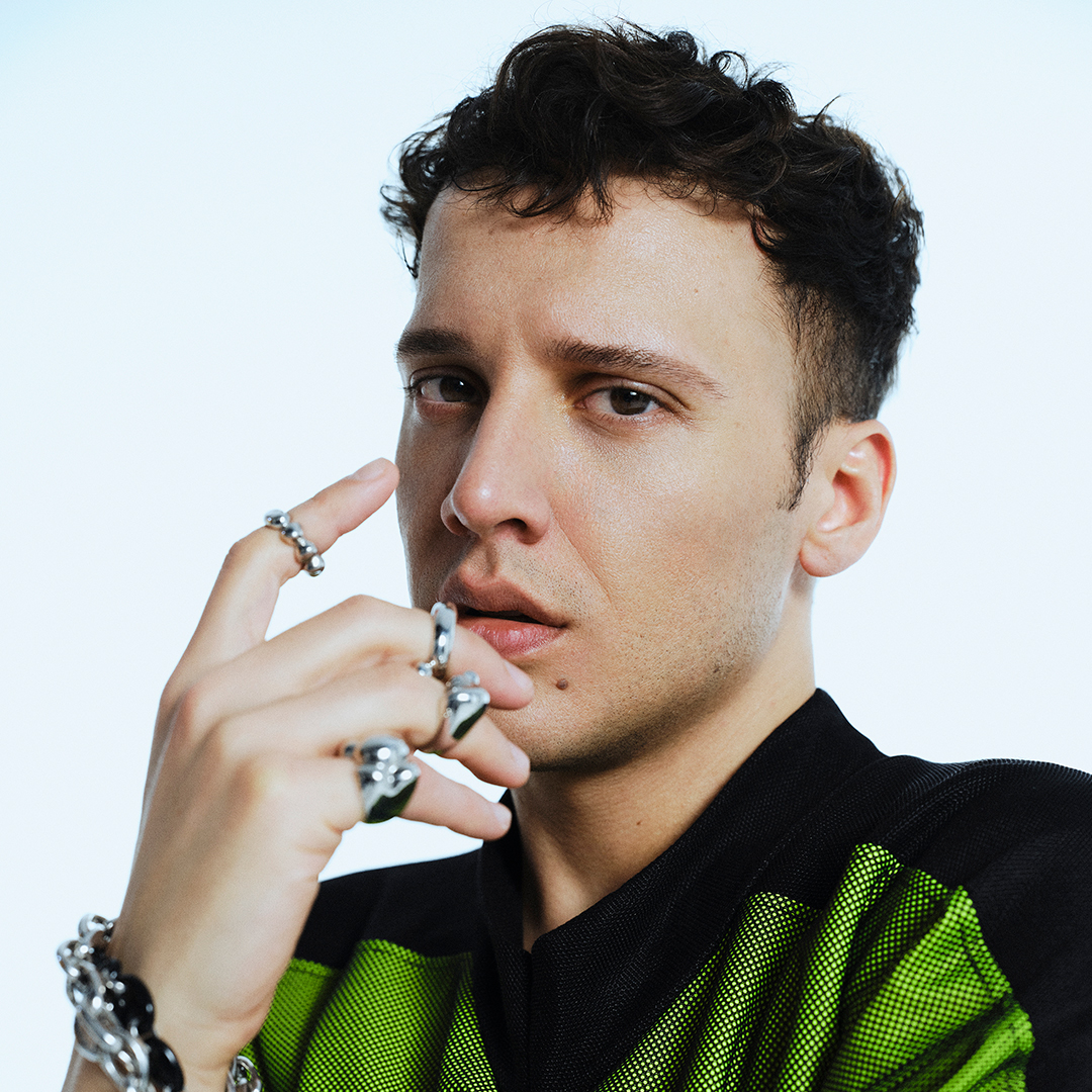 EDİS’TEN ZAMANSIZ BİR SINGLE BANA MI?